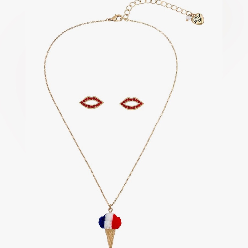 Betsey Johnson NIB Red, White and Blue Patriotic Set Ice Cream Set